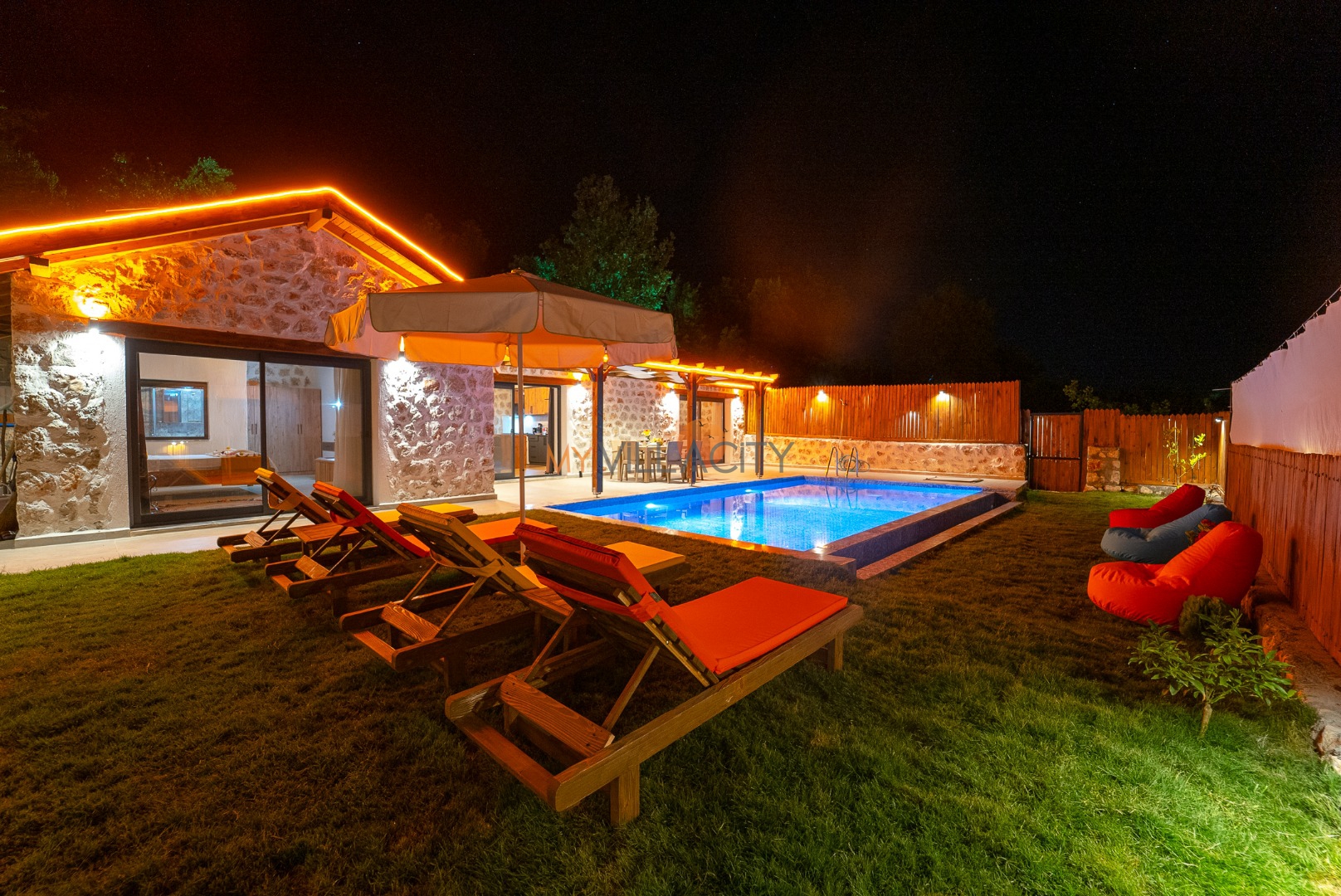 Villa Aden Doğa Manzaralı Tatil Villası,